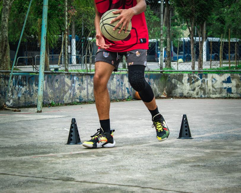 How Do I Know If My Knee Brace is Actually Helping or Just Providing False Confidence?