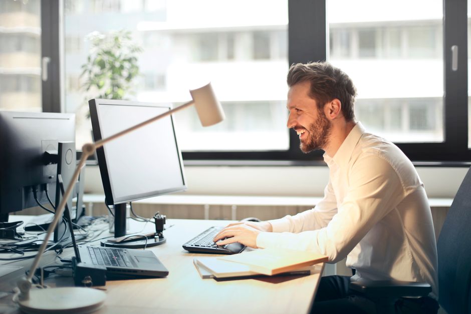 How Should I Handle a Situation Where I Need to Stand for a Long Event?