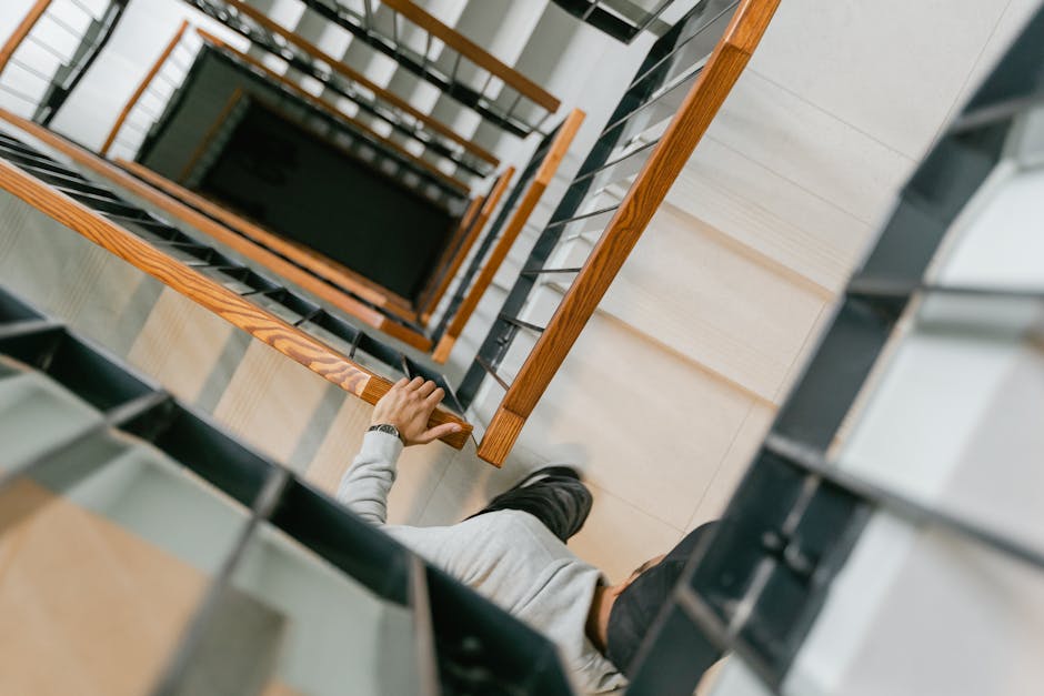 Knee Buckles When Climbing Stairs
